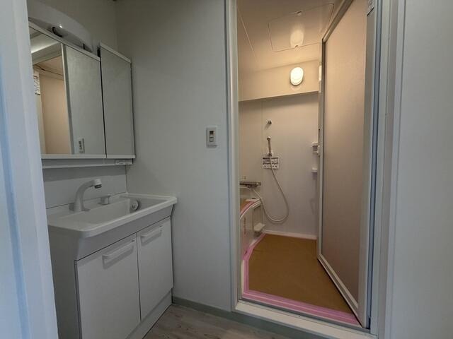 シャワールーム