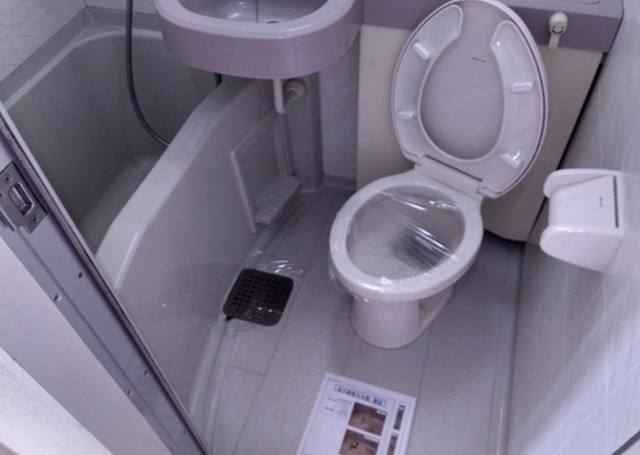 シャワールーム