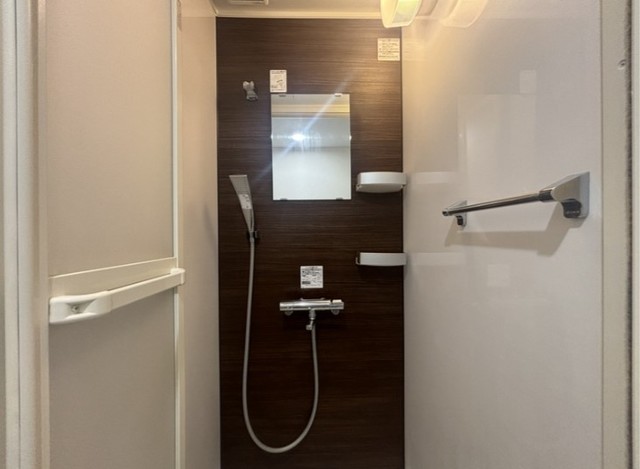 シャワールーム