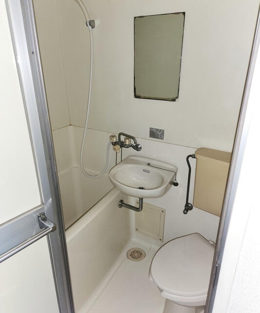 シャワールーム