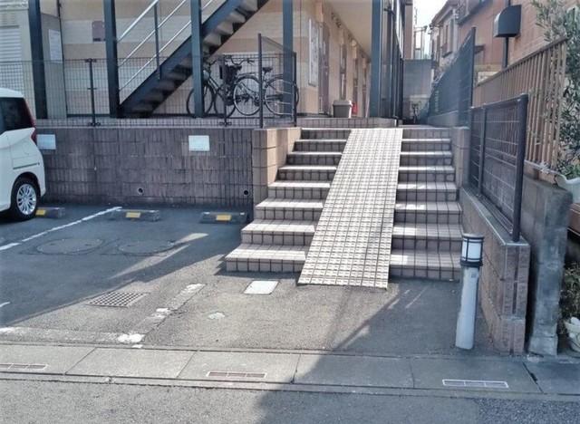 建物エントランス