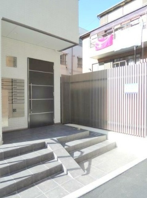 建物エントランス