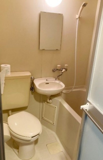 シャワールーム