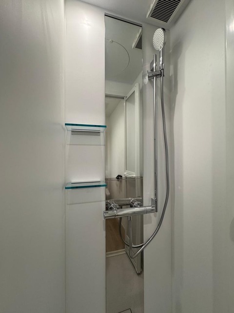 シャワールーム