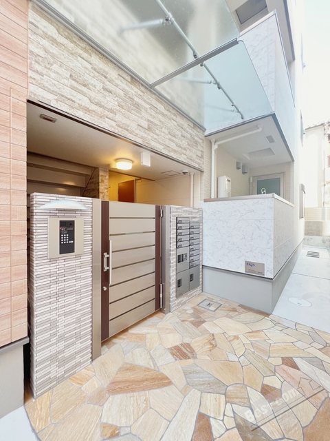 建物エントランス