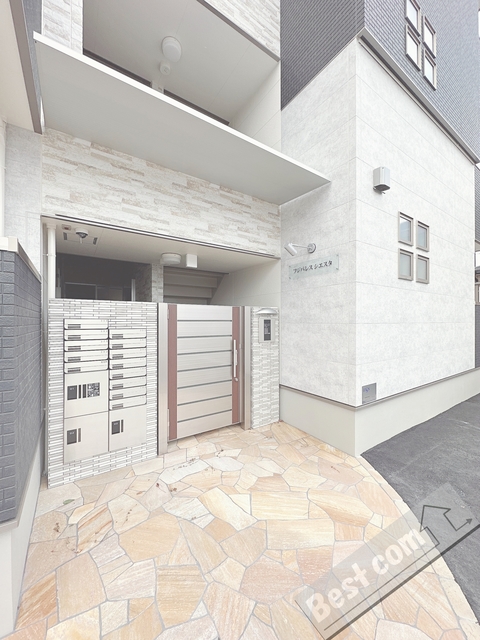 建物エントランス