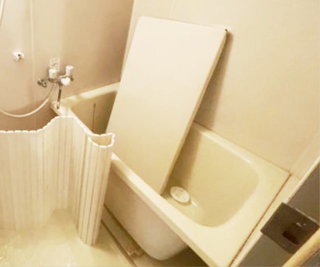 シャワールーム