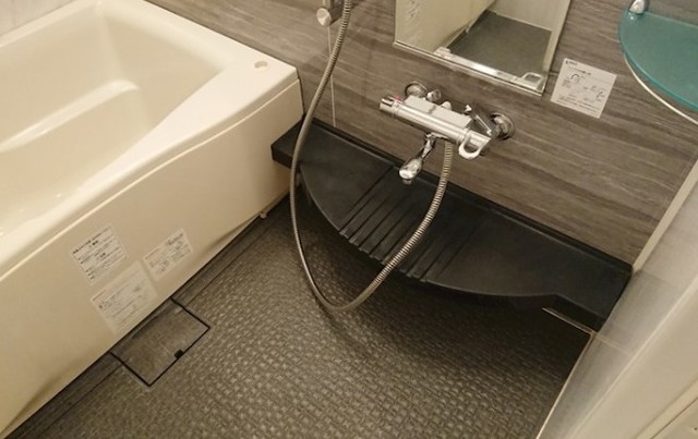シャワールーム