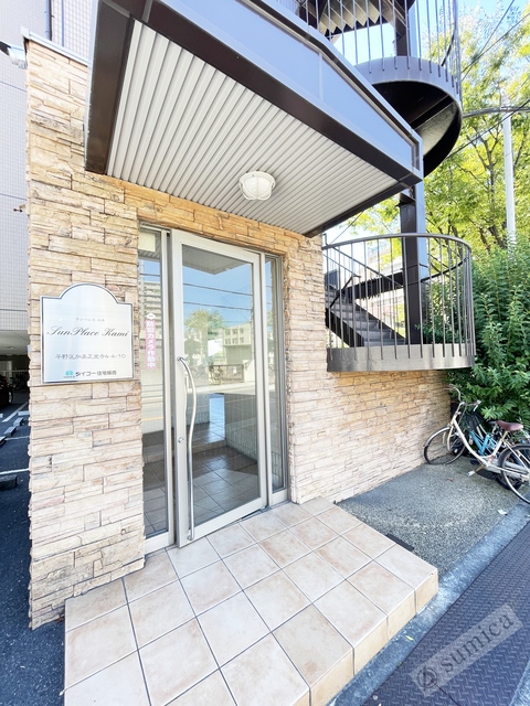 建物エントランス