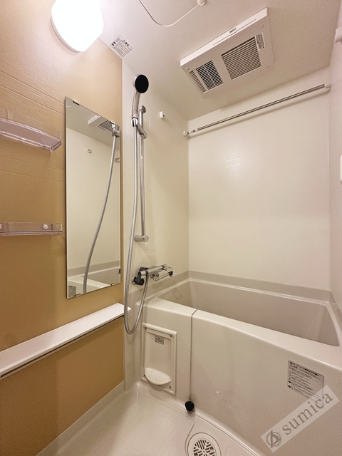 シャワールーム