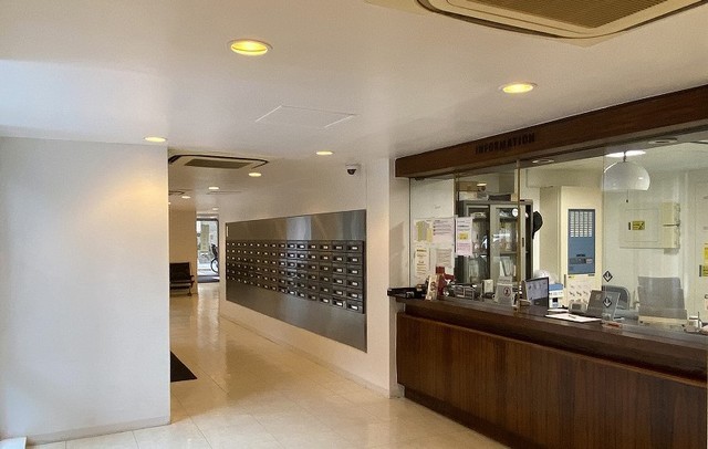 建物エントランス