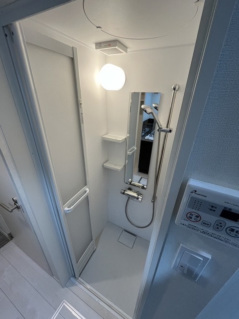 シャワールーム