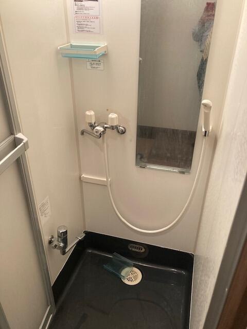 シャワールーム