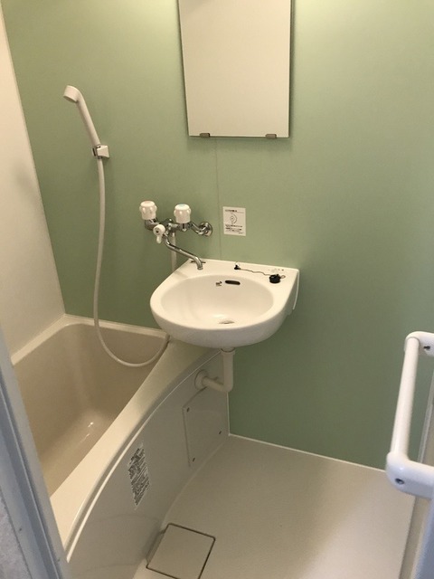 シャワールーム