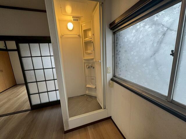 シャワールーム