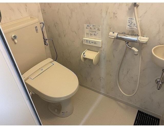 シャワールーム