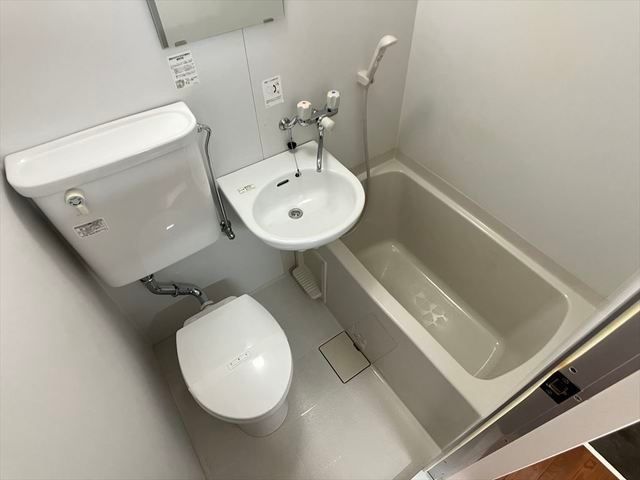 シャワールーム