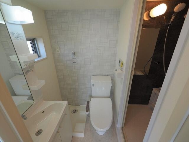 シャワールーム