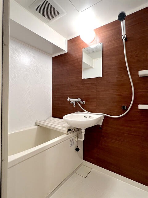 シャワールーム