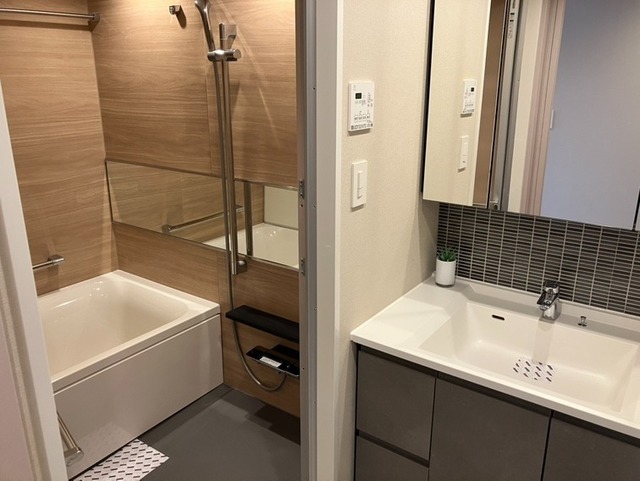 シャワールーム