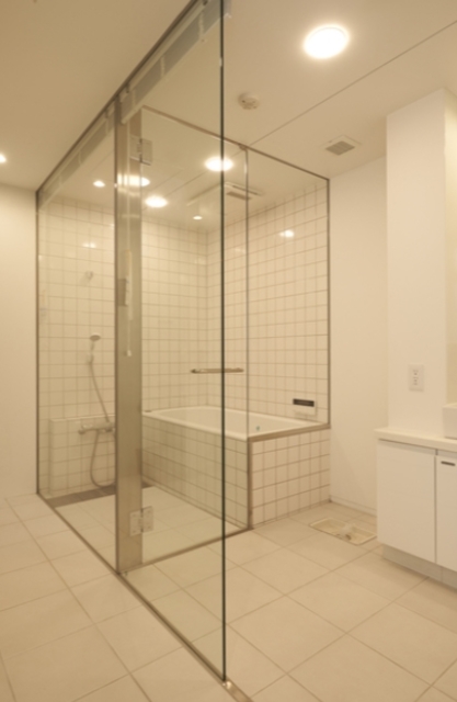 シャワールーム