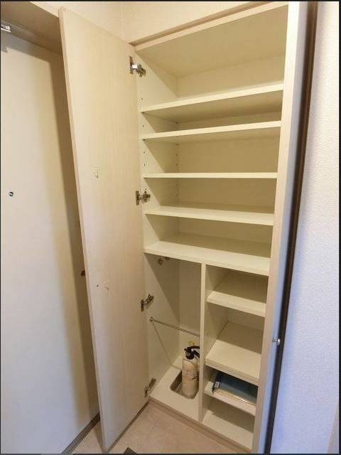 収納