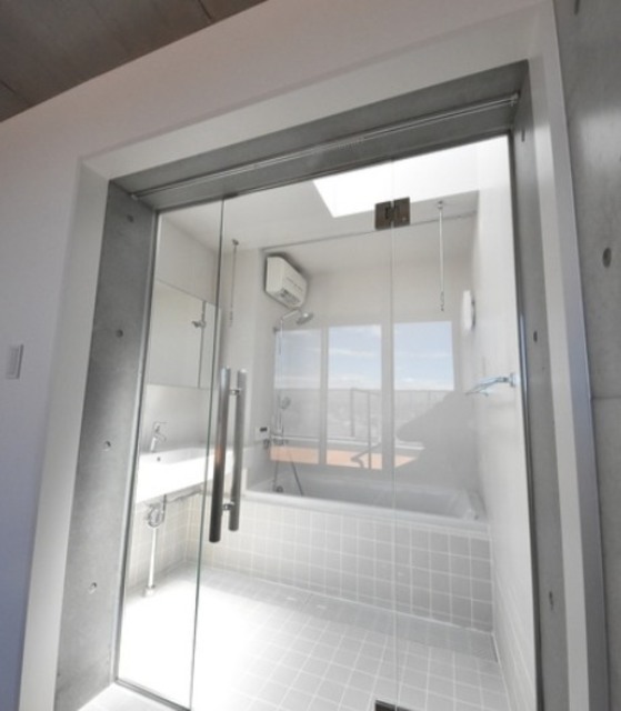 シャワールーム