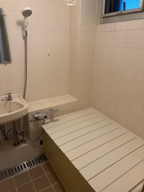 シャワールーム