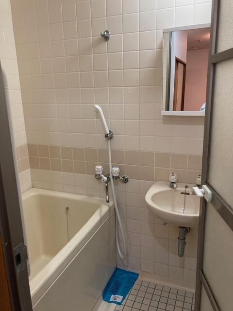 シャワールーム