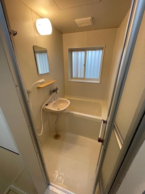 シャワールーム