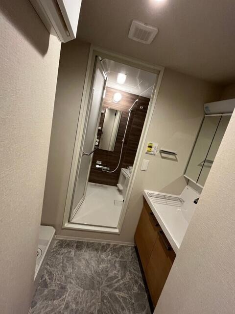 シャワールーム