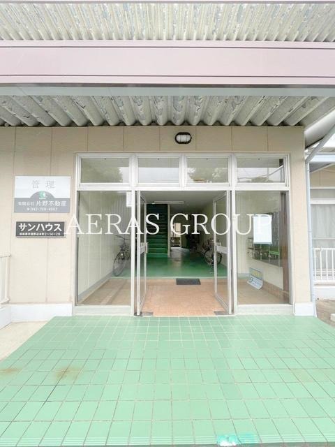 建物エントランス