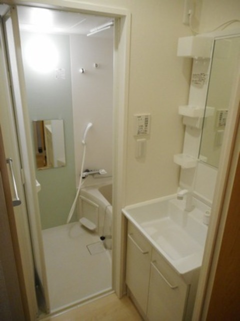 シャワールーム