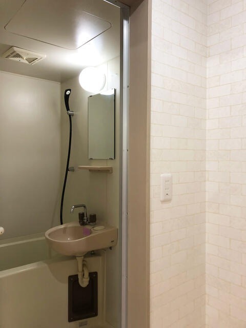 シャワールーム