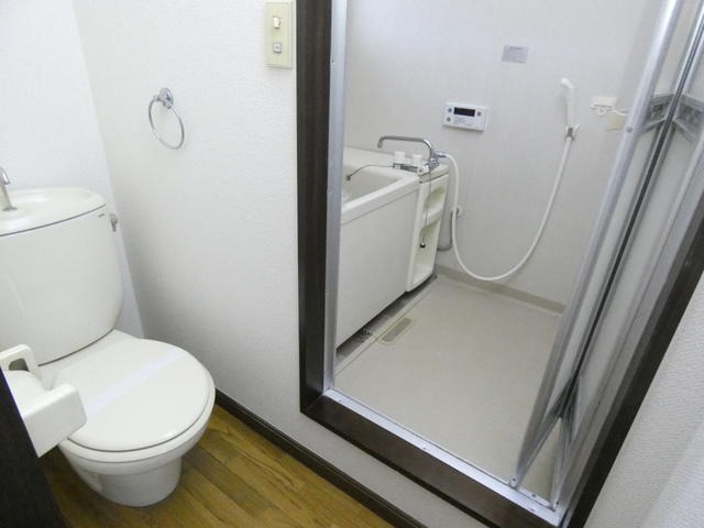 シャワールーム