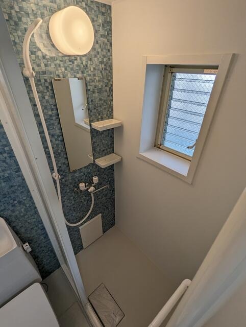 シャワールーム