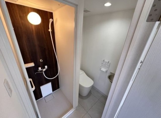 シャワールーム