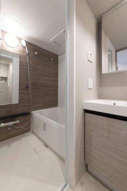 シャワールーム