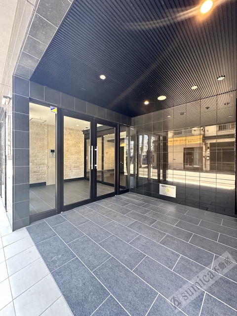 建物エントランス
