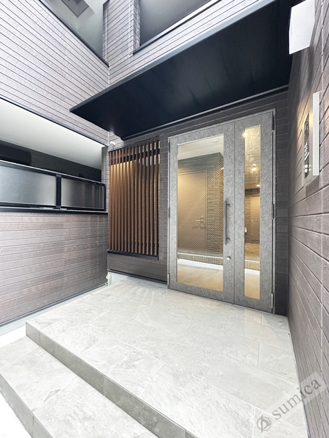 建物エントランス