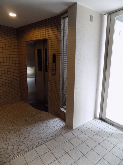 ロビー