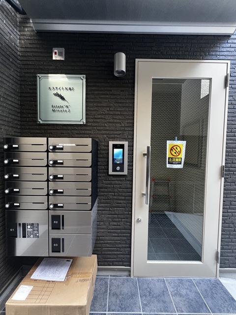 建物エントランス