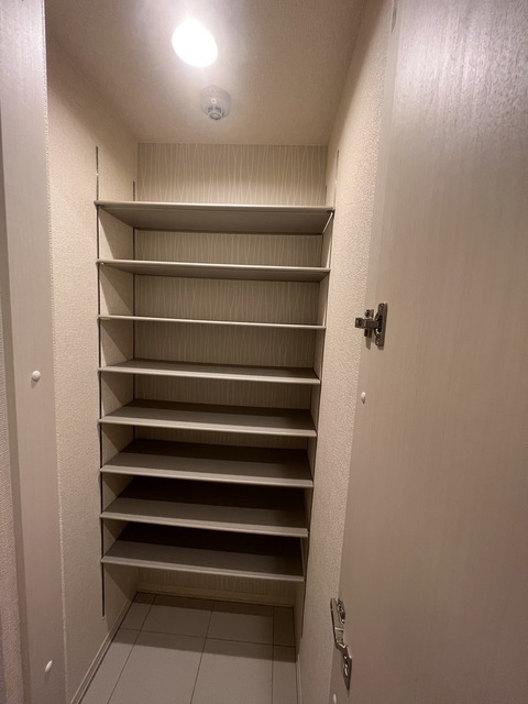 収納