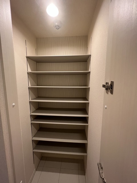 収納