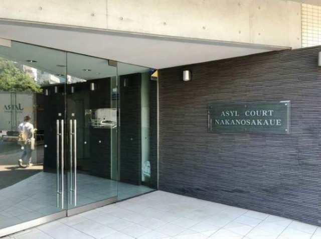 建物エントランス