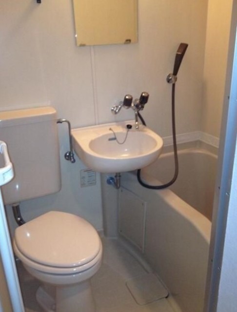 シャワールーム