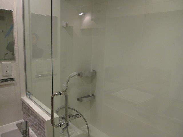 シャワールーム