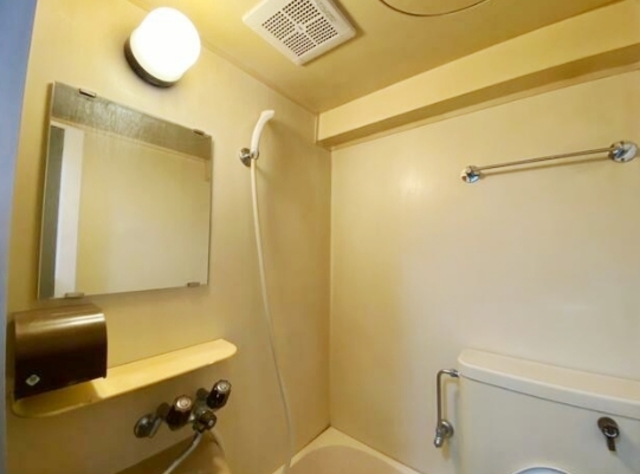 シャワールーム