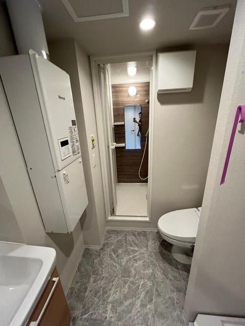 シャワールーム