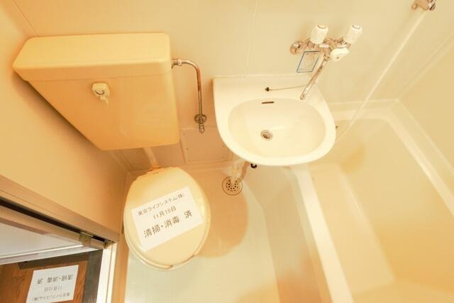 シャワールーム